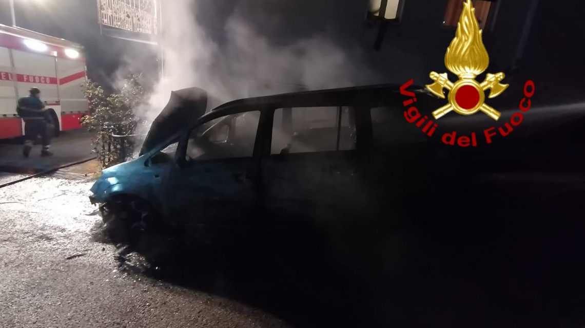 DOPPIO INTERVENTO NELLA NOTTE PER I VIGILI DEL FUOCO