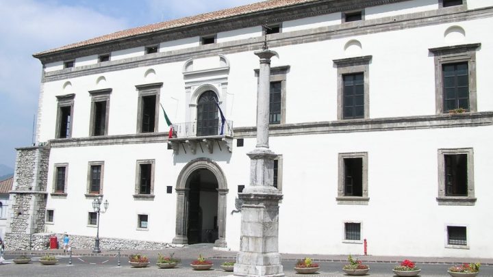 Solofra al bivio: il “Vietnam” del Bilancio e l’ombra del Commissario