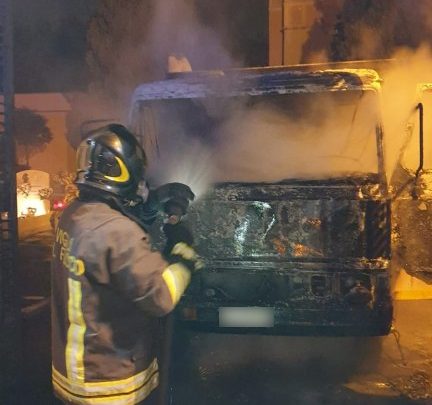 Comune di Quadrelle, camion in fiamme