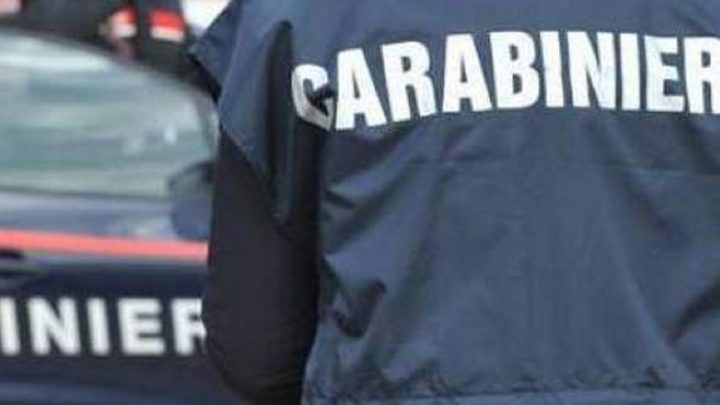 LIONI (AV) – TROVATA IN POSSESSO DI HASHISH: TRENTENNE DENUNCIATA DAI CARABINIERI PER SPACCIO.