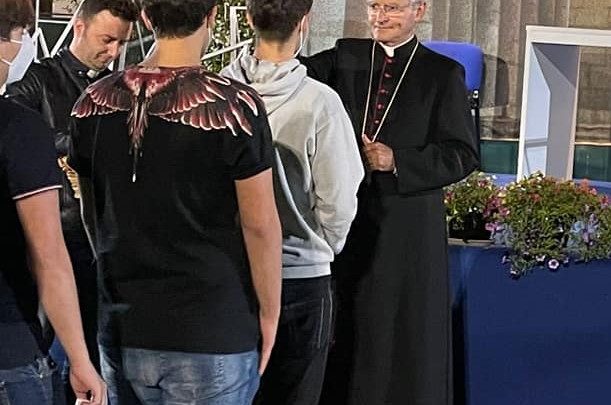 Notte prima degli esami: il Vescovo Aiello incontra i maturandi
