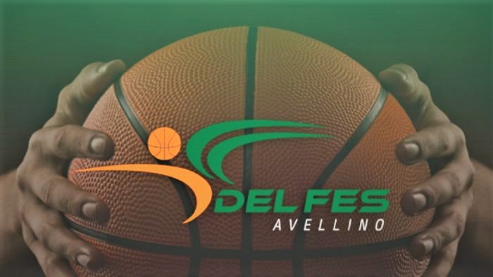 LA  DELFES  SEMPRE PIU’ GIU’