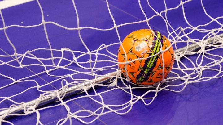 CALCIO  A  CINQUE