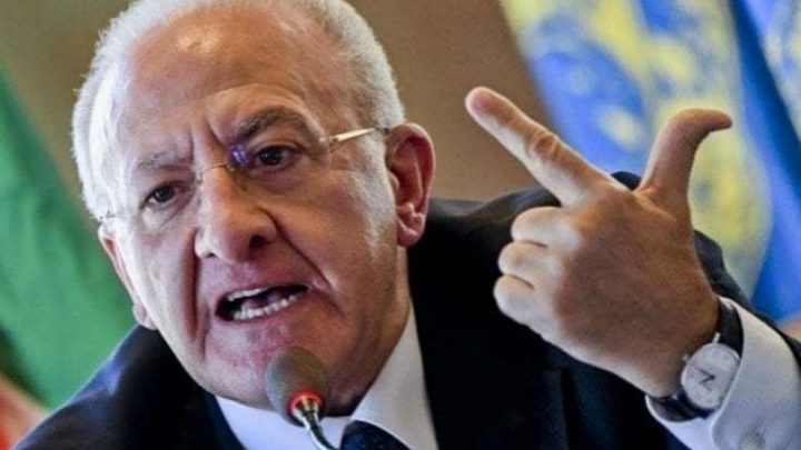 DE LUCA: “L’IPOTESI DI AUTONOMIA PROPOSTA E’ INACCETTABILE, PROPAGANDISTICA E SPACCA L’ITALIA”