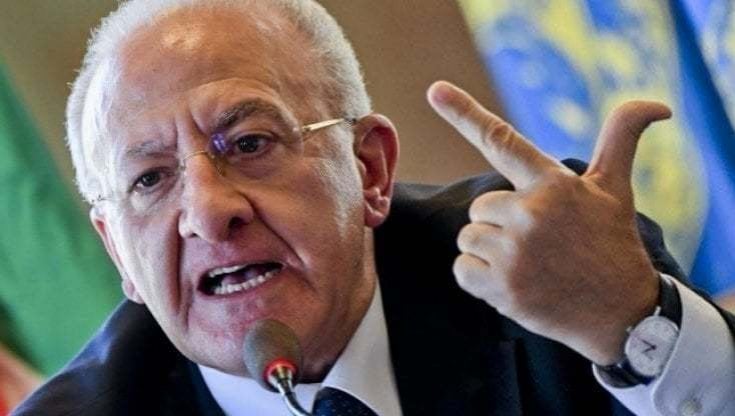 DE LUCA: “L’IPOTESI DI AUTONOMIA PROPOSTA E’ INACCETTABILE, PROPAGANDISTICA E SPACCA L’ITALIA” DE LUCA: “L’IPOTESI DI AUTONOMIA PROPOSTA E’ INACCETTABILE, PROPAGANDISTICA E SPACCA L’ITALIA”