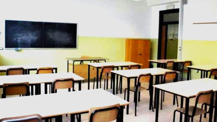 A scuola manca tutto, pure la carta igienica!