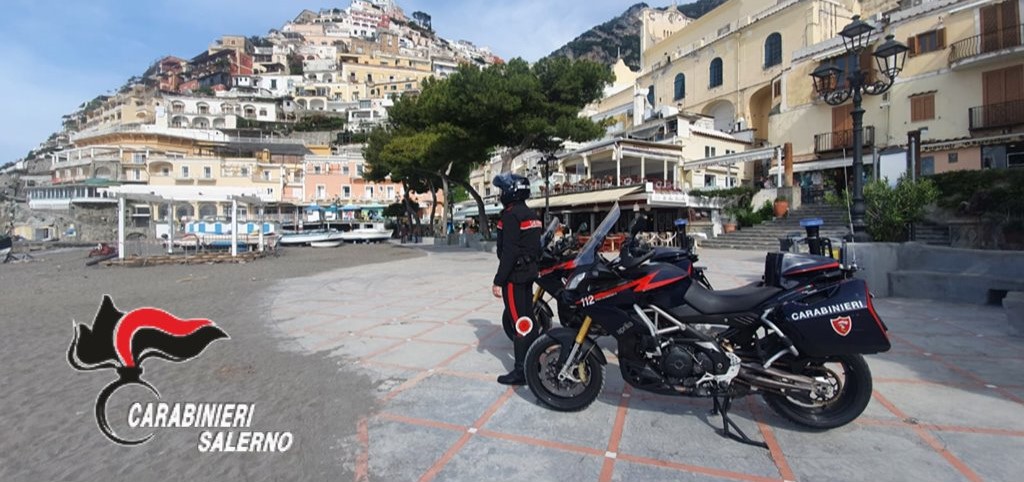 5 arresti a Marina Grande di Positano: indagato anche un 16enne 5 arresti a Marina Grande di Positano: indagato anche un 16enne