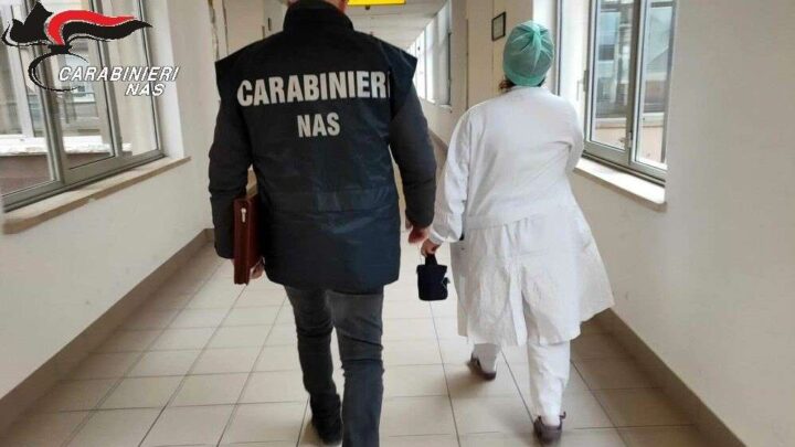Sigilli a centro per anziani a Eboli: intervento delle forze dell’ordine e sospensione delle attività