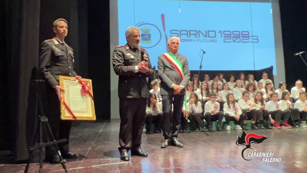 SARNO (SA): CONFERIMENTO CITTADINANZA ONORARIA ALL’ARMA DEI CARABINIERI INOCCASIONE DEL VENTICINQUENNALE DELLA TRAGEDIA DEL “ 5 MAGGIO1998” SARNO (SA): CONFERIMENTO CITTADINANZA ONORARIA ALL’ARMA DEI CARABINIERI INOCCASIONE DEL VENTICINQUENNALE DELLA TRAGEDIA DEL “ 5 MAGGIO1998”