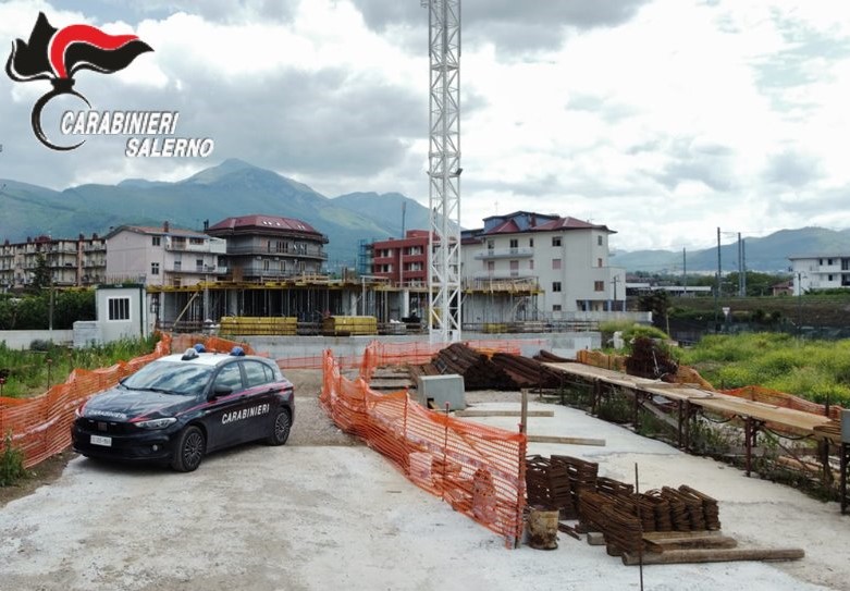 MERCATO SAN SEVERINO (SA) – DECRETO DI SEQUESTRO PREVENTIVO DELL’AREA INTERESSATA AI LAVORI DI EDIFICAZIONE DEL PALAZZETTO DELLO SPORT – INFORMAZIONI DI GARANZIA A CARICO DI 4 INDAGATI