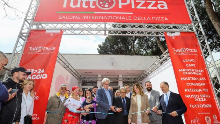 TUTTOPIZZA PRIMO GIORNO IN FIERA – TAGLIO DEL NASTRO