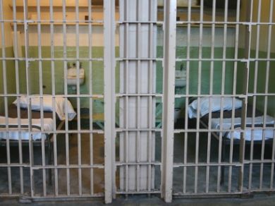 FP CGIL Polizia Penitenziaria – Carcere di Salerno, detenuti incendiano materassi della propria cella. Salvati dalla Polizia Penitenziaria FP CGIL Polizia Penitenziaria – Carcere di Salerno, detenuti incendiano materassi della propria cella. Salvati dalla Polizia Penitenziaria