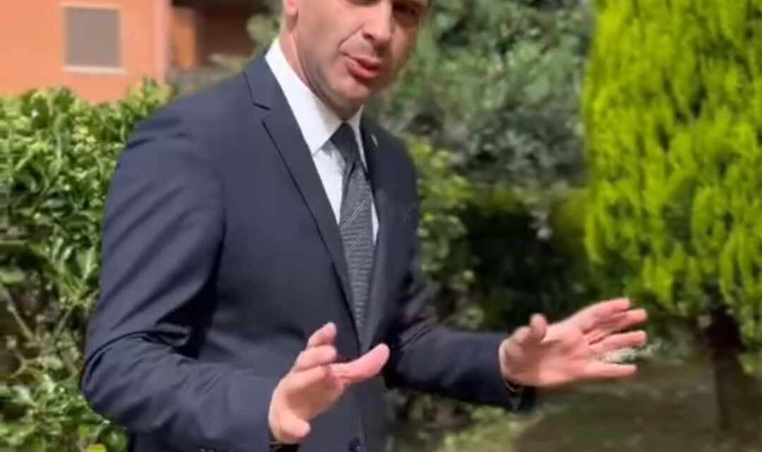 L’impegno del Sindaco Festa per tutelare le aree verdi della città di Avellino L’impegno del Sindaco Festa per tutelare le aree verdi della città di Avellino