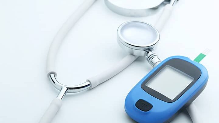Diabete: ecco perché va tenuto sotto controllo. “Si rischiano danni a reni, occhi e cuore”