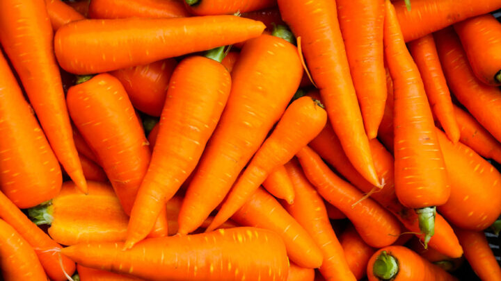 Benefici della carota: ecco perché consumarla cruda