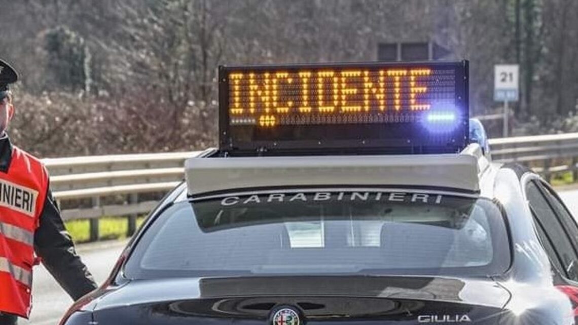 Manocalzati (AV) – TIR in fiamme sulla SS7Bis: principio d’incendio domato dai Carabinieri in transito