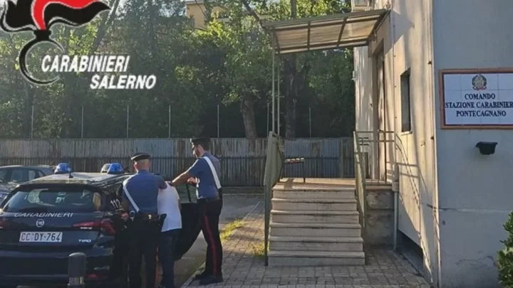 Spacciatore arrestato in flagranza di reato