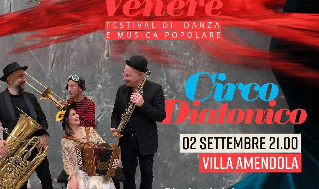 E’ la “Notte sospesa”, a Villa Amendola risuona la grande musica popolare E’ la “Notte sospesa”, a Villa Amendola risuona la grande musica popolare