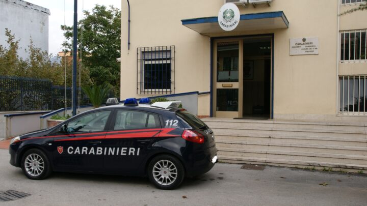 Avella (AV): In giro per il paese con droga in macchina. quarantatreenne denunciato dai Carabinieri