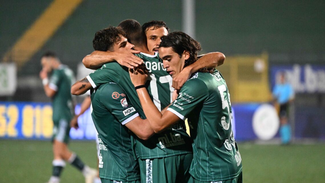 MONOPOLI ELIMINATO DALL’AVELLINO ( 3 – 0 ) MONOPOLI ELIMINATO DALL’AVELLINO ( 3 – 0 )
