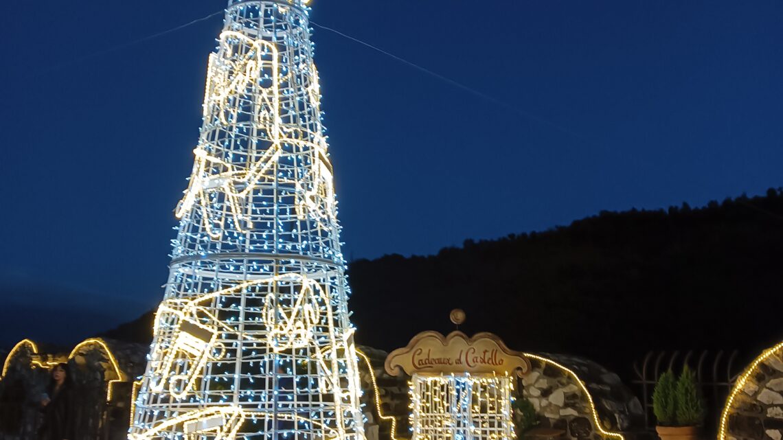 MERCATINI DI NATALE AL CASTELLO DI LIMATOLA – INAUGURATA LA XIV EDIZIONE SULLE “NOTE DI NATALE” FINO AL 10 DICEMBRE 2023 MERCATINI DI NATALE AL CASTELLO DI LIMATOLA – INAUGURATA LA XIV EDIZIONE SULLE “NOTE DI NATALE” FINO AL 10 DICEMBRE 2023