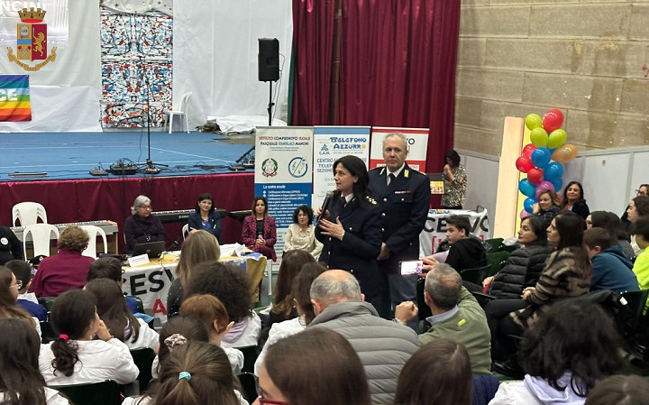 Giornata internazionale per i diritti dell’infanzia e dell’adolescenza: l’iniziativa della Polizia di Stato Giornata internazionale per i diritti dell’infanzia e dell’adolescenza: l’iniziativa della Polizia di Stato
