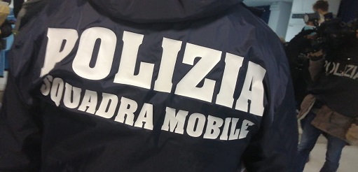Avellino, Misure Cautelari e Controlli a 360°: Operazioni di Polizia a Tutela della Sicurezza e della Legalità Avellino, Misure Cautelari e Controlli a 360°: Operazioni di Polizia a Tutela della Sicurezza e della Legalità