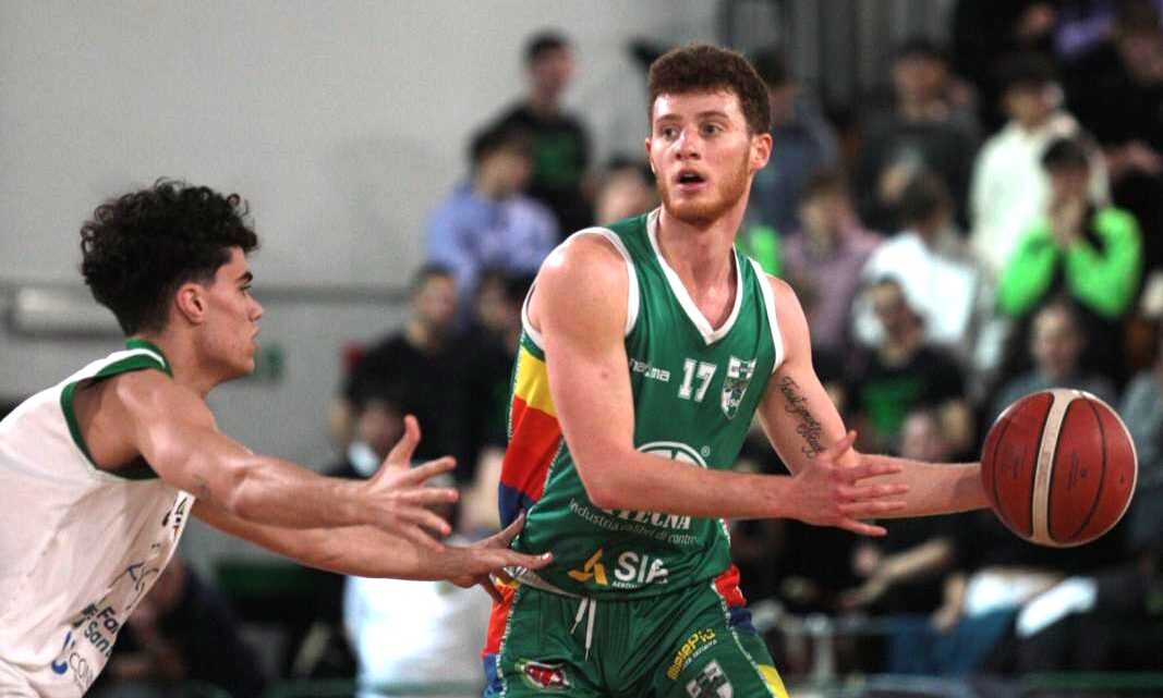 SCANDONE AVELLINO, IL FINALE THRILLER DI CORATO PREMIA I LUPI. VITTORIA DI LUNETTA