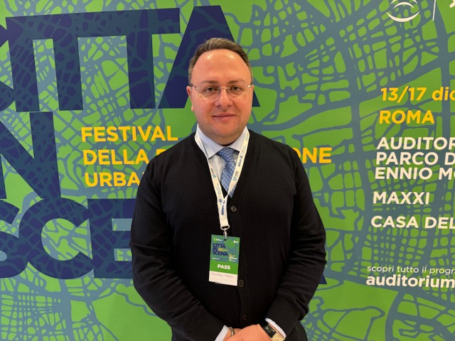 TUTELA DEL SALARIO MINIMO: IL COMUNE DI PELLEZZANO VIGILERA’ PER IL RISPETTO DI QUESTO PRINCIPIO DA APPLICARE AI CONTRATTI OGGETTO DI APPALTI PUBBLICI