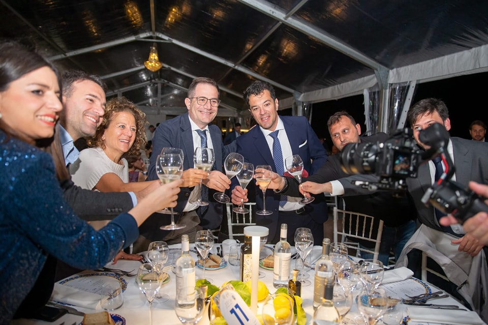 “100 Chef per una sera”A Vietri sul Mare per i 60 anni del Buon Ricordogrande festa della cucina italiana di qualità “100 Chef per una sera”A Vietri sul Mare per i 60 anni del Buon Ricordogrande festa della cucina italiana di qualità