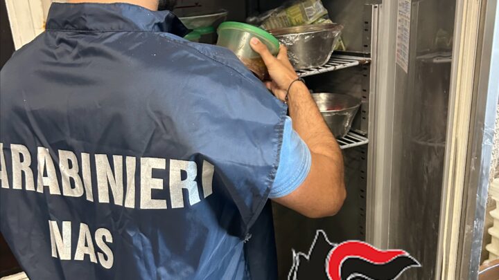 ANGRI (SA): CARABINIERI. SERVIZIO STRAORDINARIO DI CONTROLLO DELTERRITORIO.
