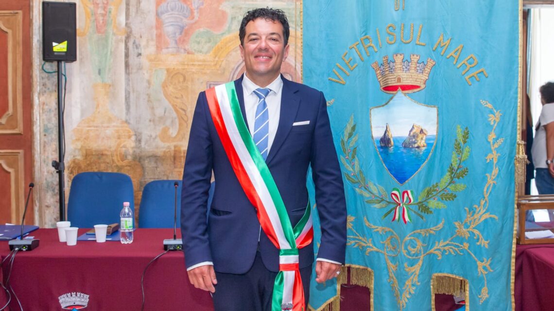 Consiglio comunale d’insediamento: il sindaco Giovanni De Simone presenta la nuova giunta e conferisce le deleghe ai consiglieri comunali