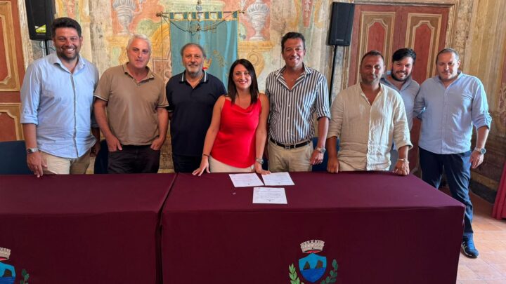 La SP 79 passa dall’ente Provincia di Salerno al Comune di Vietri sul Mare: stamattina la firma di consegna per il conferimento al patrimonio comunale