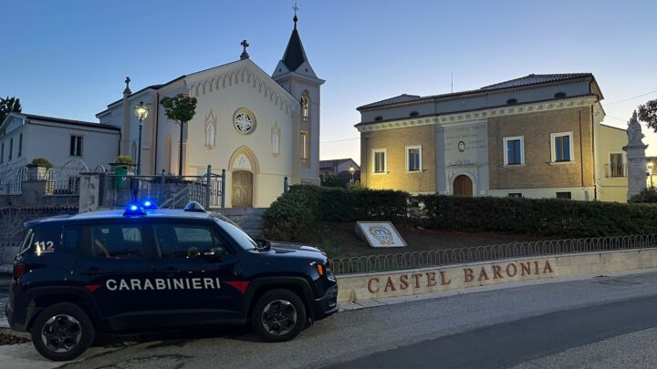 SAN SOSSIO BARONIA (AV) – ACQUISTA UN PACCHETTO VACANZE, MA È UNA TRUFFA: 4 PERSONE DENUNCIATE DAI CARABINIERI