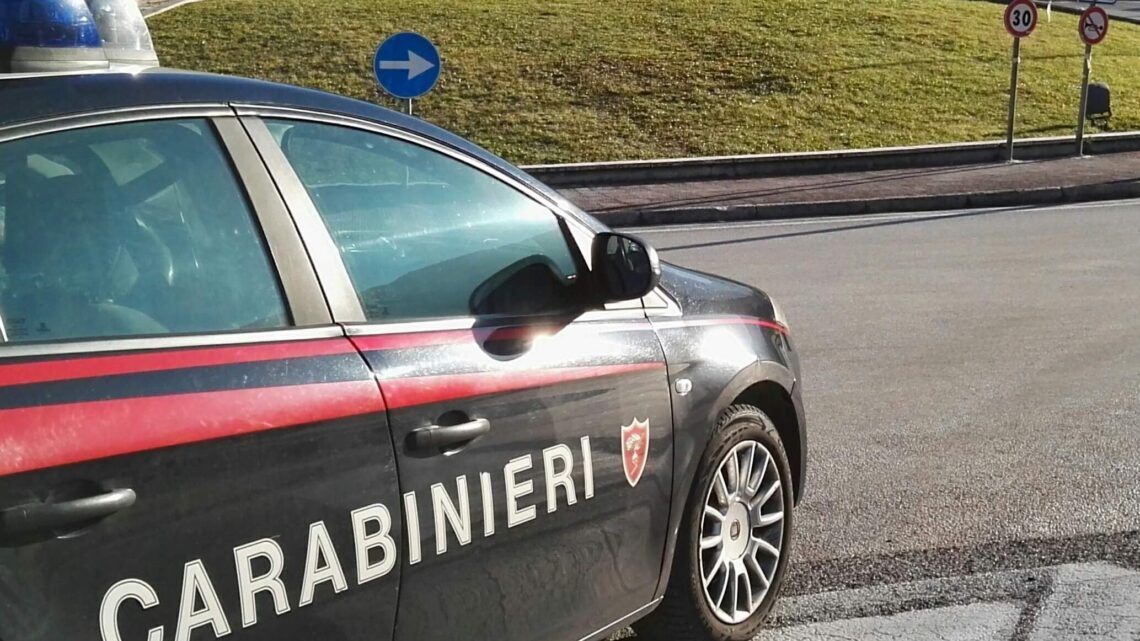 SOLOFRA (AV) – AGGREDISCE LA CONVIVENTE: I CARABINIERI ARRESTANO UN 54ENNE SOLOFRA (AV) – AGGREDISCE LA CONVIVENTE: I CARABINIERI ARRESTANO UN 54ENNE