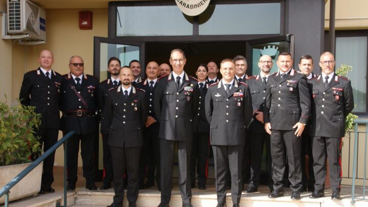 IL GENERALE DI CORPO D’ARMATA MARCO MINICUCCI VISITA L’ARMA IRPINA
