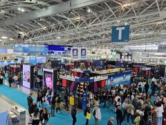 LA REGIONE CAMPANIA ALLA “FRANKFURTER BUCHMESSE”. DAL 16 AL 20 OTTOBRE, INCONTRI LETTERARI, EVENTI MUSICALI E UN CATALOGO DELLE CASE EDITRICI CAMPANE LA REGIONE CAMPANIA ALLA “FRANKFURTER BUCHMESSE”. DAL 16 AL 20 OTTOBRE, INCONTRI LETTERARI, EVENTI MUSICALI E UN CATALOGO DELLE CASE EDITRICI CAMPANE