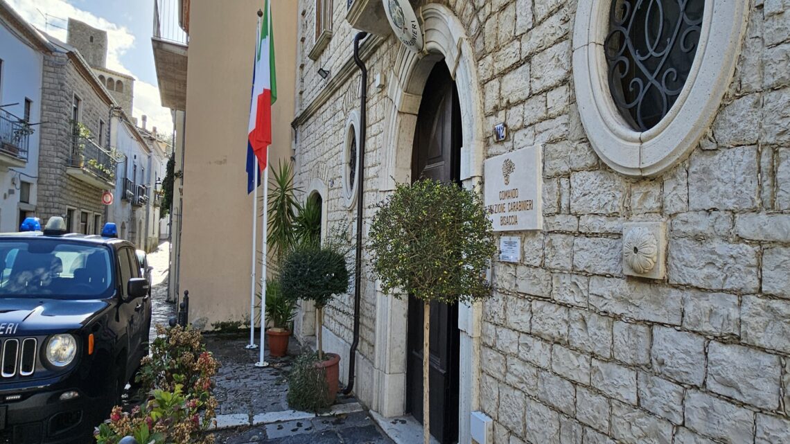 BISACCIA (AV) – VIOLA GLI ARRESTI DOMICILIARI: 47ENNE ARRESTATO DAI CARABINIERI