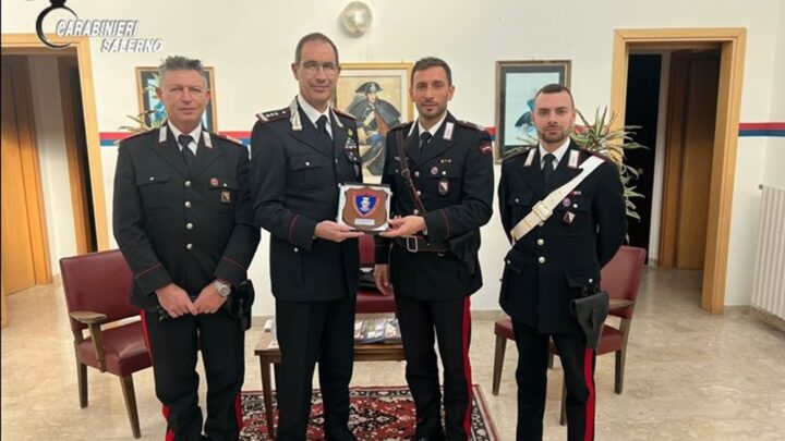 IL COMANDANTE INTERREGIONALE CARABINIERI “OGADEN”, GENERALE DI CORPO D’ARMATA MARCO MINICUCCI, VISITA LE STAZIONI CARABINIERI DI CAPACCIO E FISCIANO.“VIGILARE IL TERRITORIO E TUTELARE I SOCIALMENTE DEBOLI”.
