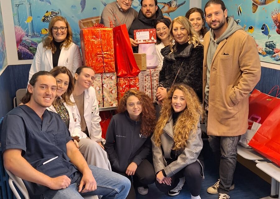 Giocattoli e sorrisi: “Cenando sotto un Cielo diverso” illumina il Natale dei più piccoli