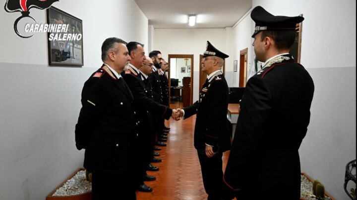 IL COMANDANTE DELLA LEGIONE CARABINIERI “CAMPANIA”,GENERALE DI DIVISIONE CANIO GIUSEPPE LA GALA,IN VISITA ALLE TENENZE CARABINIERI DI PAGANI E SCAFATI