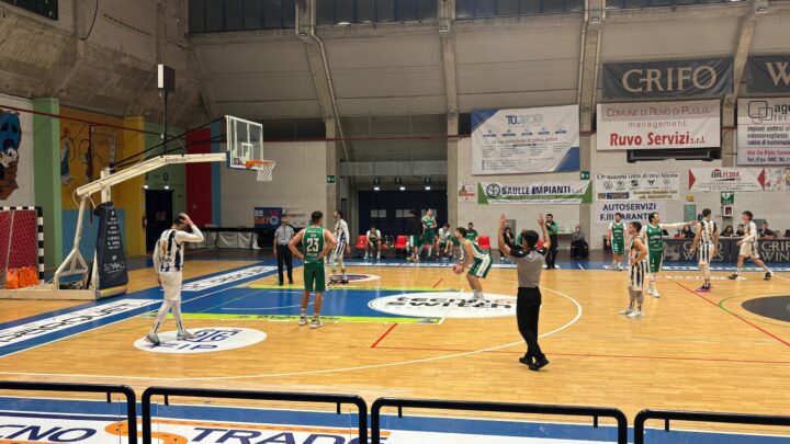 SCANDONE AVELLINO, IL FINALE THRILLING PREMIA BISCEGLIE