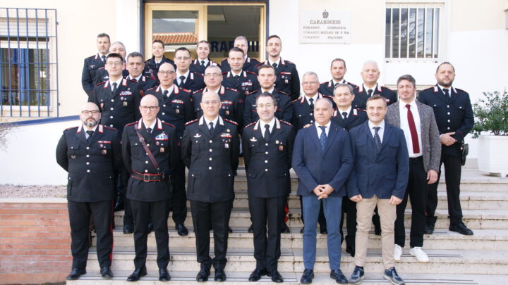 IL COMANDANTE DELLA LEGIONE CARABINIERI “CAMPANIA”, GENERALE DI DIVISIONE CANIO GIUSEPPE LA GALA, IN VISITA AD ALCUNI REPARTI DELL’ARMA IRPINA