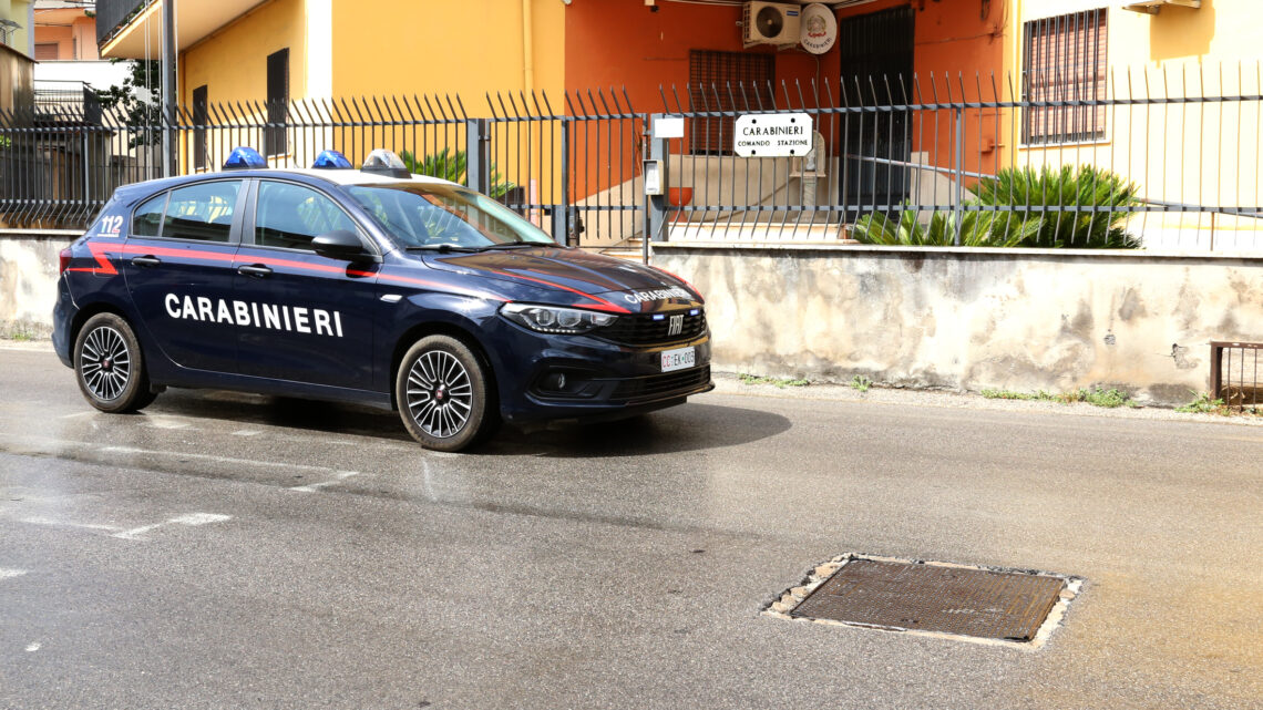 AVELLA (AV) – LOTTA ALLA DROGA: FERMATI DAI CARABINIERI TRE GIOVANI SORPRESI IN POSSESSO DI COCAINA E CRACK AVELLA (AV) – LOTTA ALLA DROGA: FERMATI DAI CARABINIERI TRE GIOVANI SORPRESI IN POSSESSO DI COCAINA E CRACK