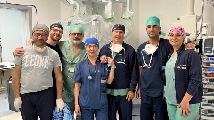 Cardiochirurgia 2.0: il primo intervento con il da Vinci in Campania
