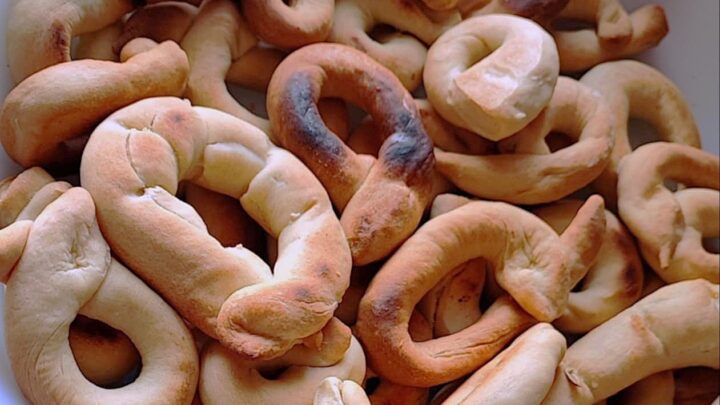 TARALLI AL FORNO, LA RICETTA