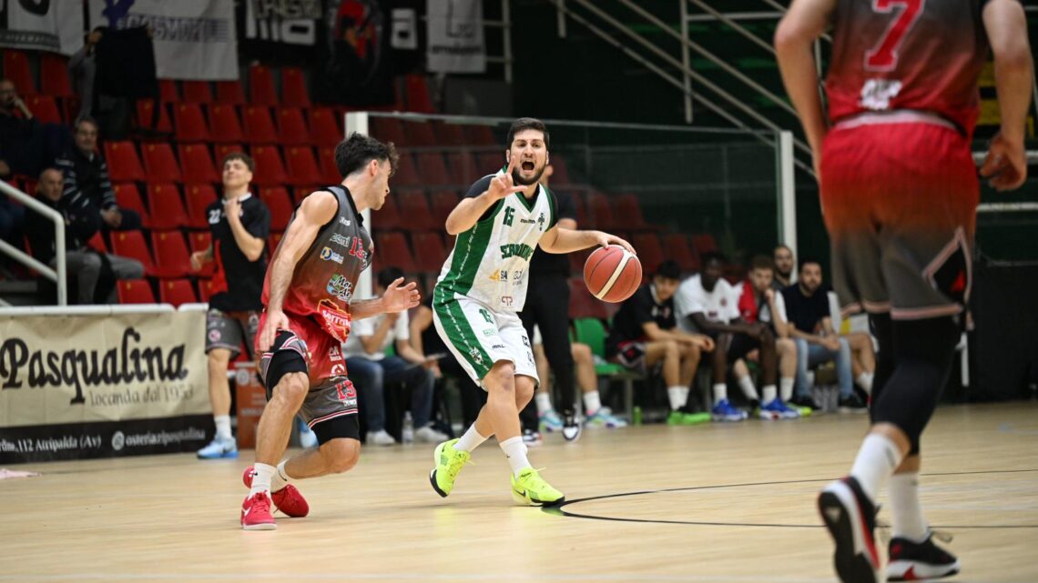 ANGRI IMPATTA LA SERIE AL DEL MAURO, SCANDONE AVELLINO SCONFITTA – LA SEMIFINALISTA SI DECIDE IN GARA 3 ANGRI IMPATTA LA SERIE AL DEL MAURO, SCANDONE AVELLINO SCONFITTA – LA SEMIFINALISTA SI DECIDE IN GARA 3