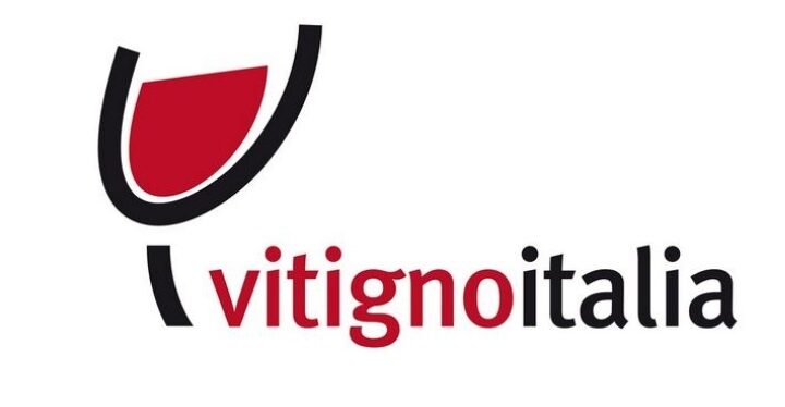 Il Salone dei Vini e dei Territori Vitivinicoli Italiani torna a maggio a Napoli