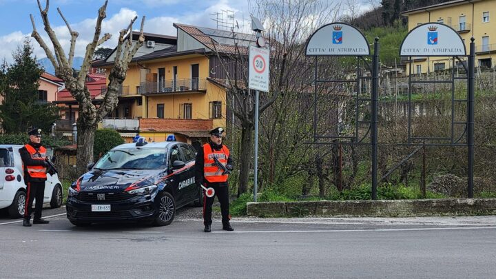 Atripalda: Carabinieri arrestano 42enne per droga, resistenza e violenza a pubblico ufficiale