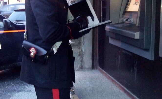 MONTEFORTE IRPINO (AV): PRELEVA CONTANTI CON UN BANCOMAT SMARRITO. IDENTIFICATO E DENUNCIATO DAI CARABINIERI